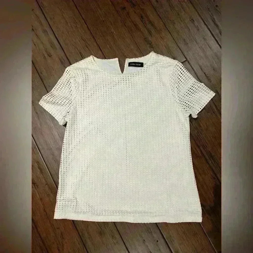 Ivanka Trump T-shirt blouse Medium white